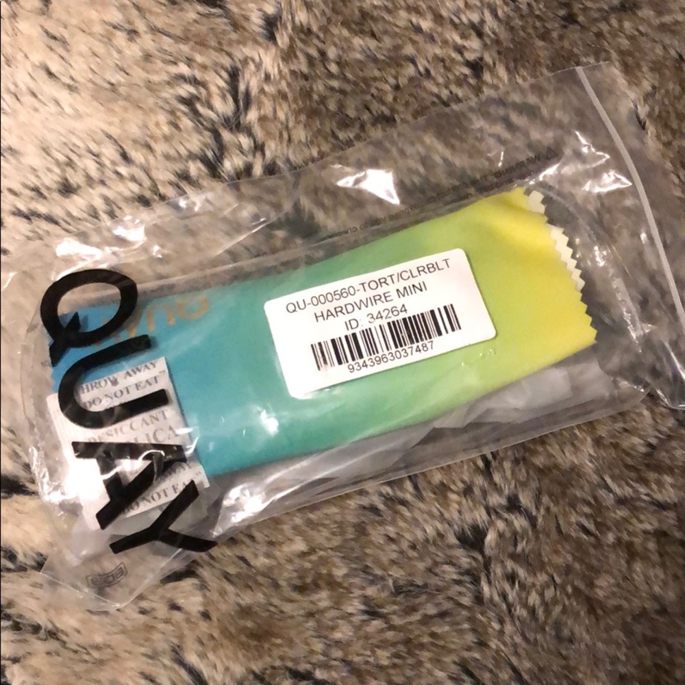 NWT QUAY Hardwire Mini Blue Light Glasses Tortoise
